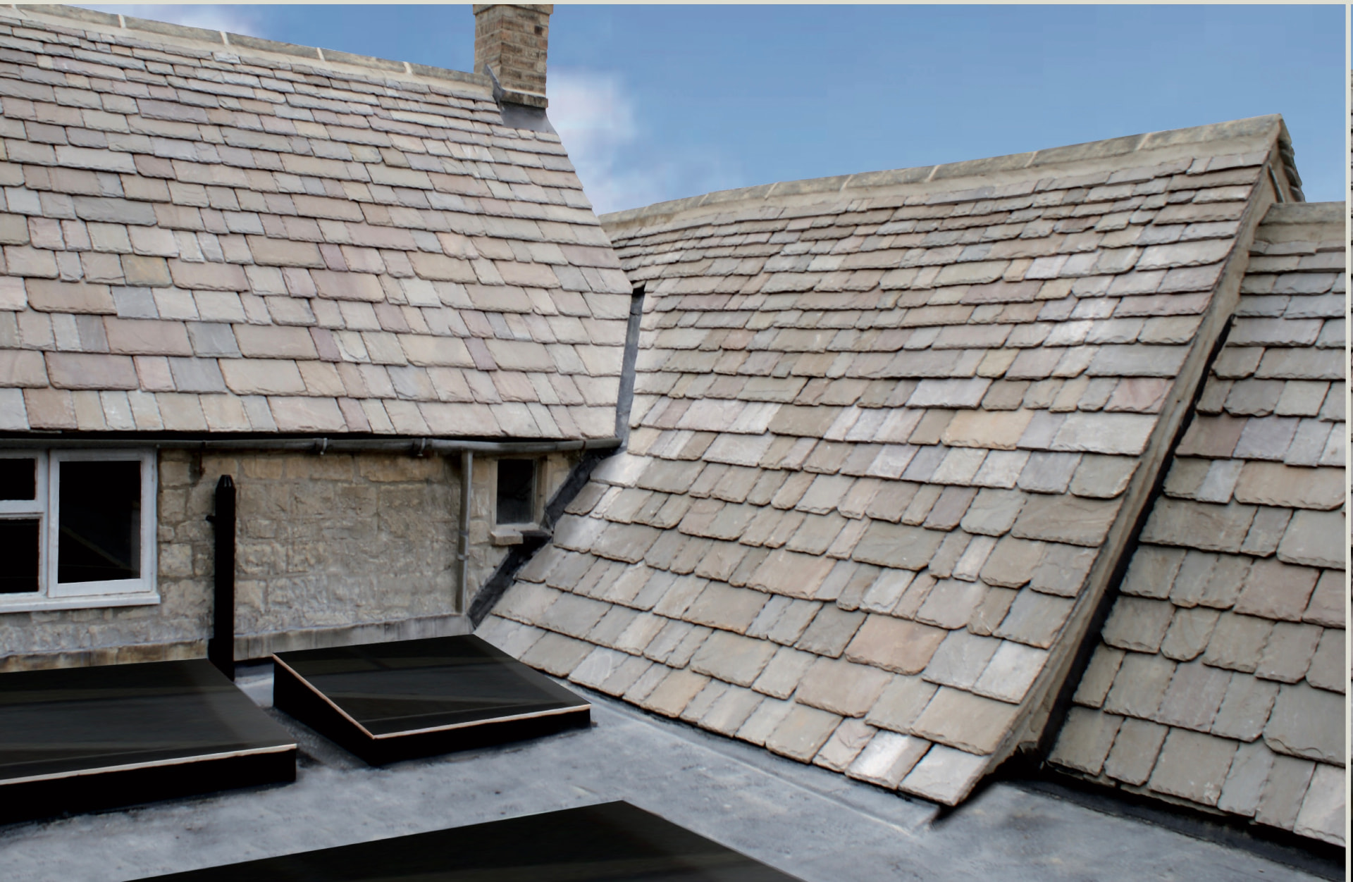 Cotswold roof laid in random diminishing courses of natural stone