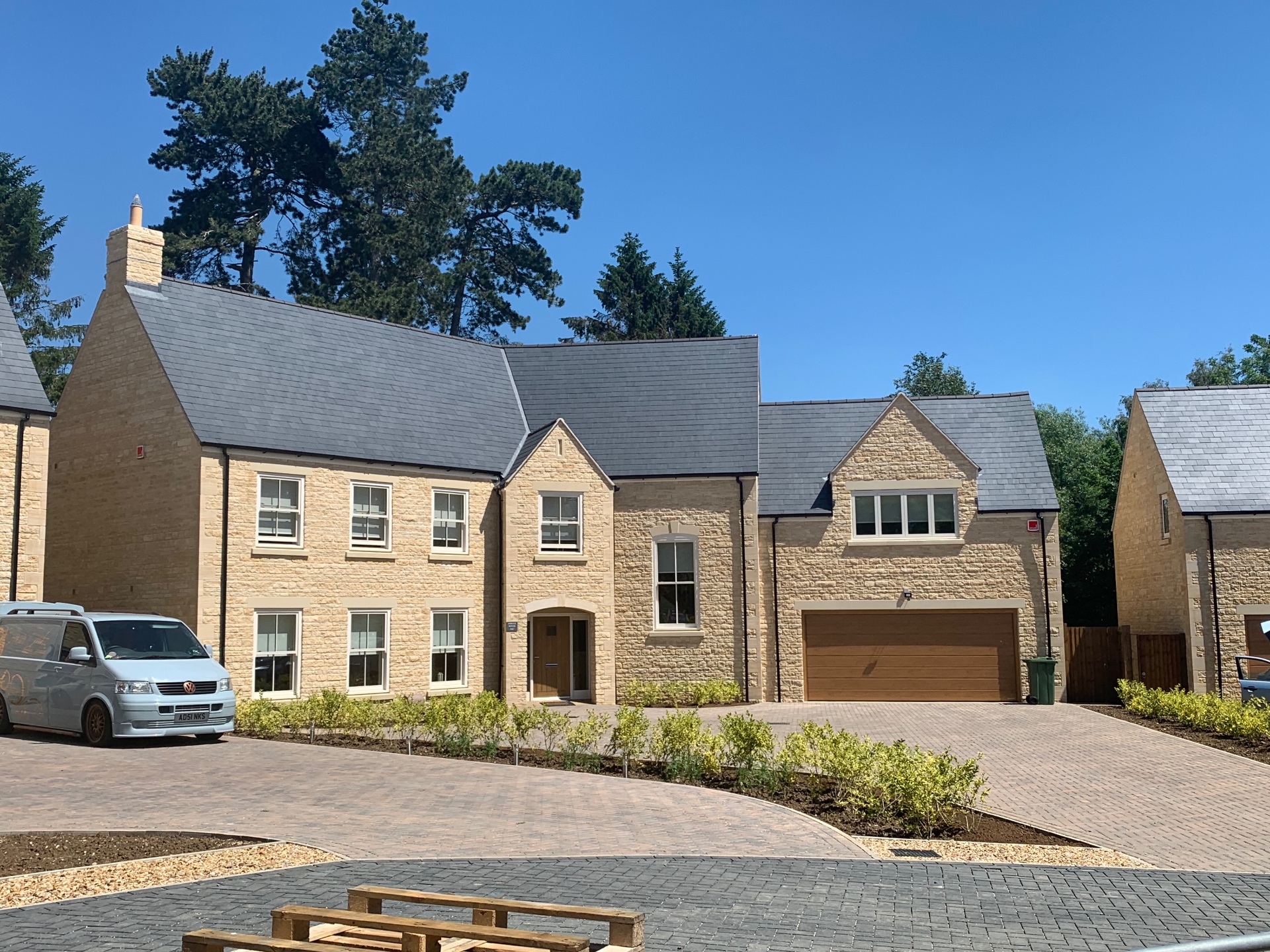 Langdale installed